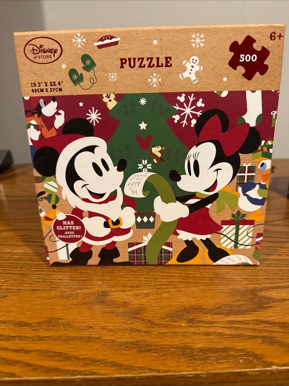 Disney Holiday Mickey & Minnie Puzzle - Red, Green, Cream